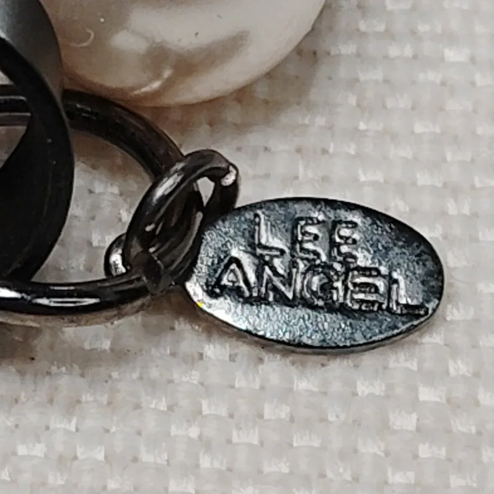 Lee Angel Black Metal and Faux Pearl Bracelet 8 Inch Senorita Clasp
